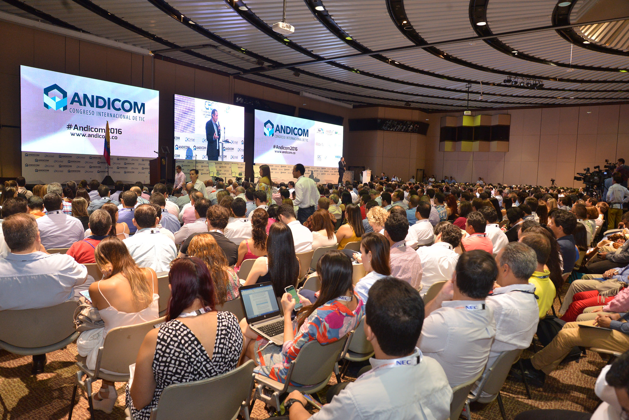 andicom_2017-1